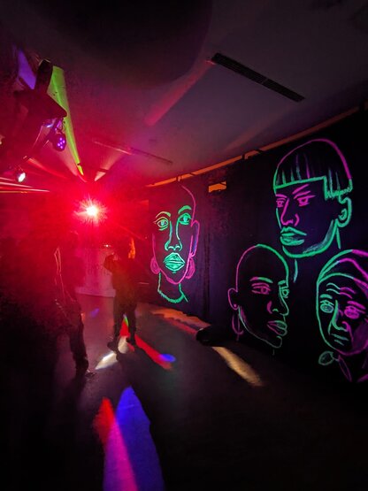 Rave gegen Rechts der IWGR im Juz Försterstraße 2024